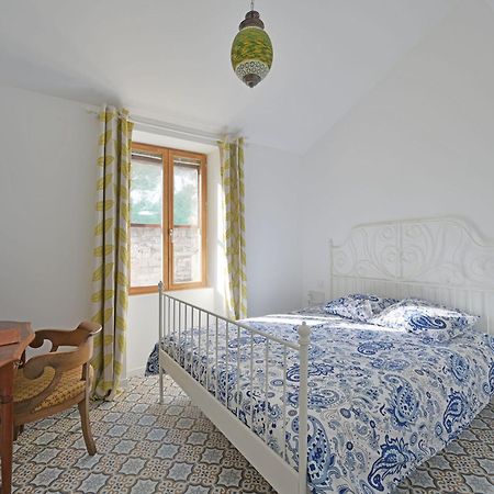 La Cigale - Vieux Village - Charmante Maisonnette Climatisee Avec Jardin Villeneuve-lès-Avignon Екстериор снимка